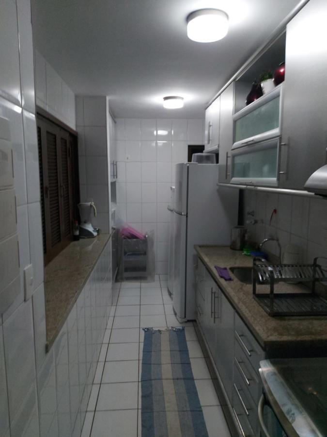 Apartamento Em Guarajuba 200M Da Praia Camacari Exterior foto