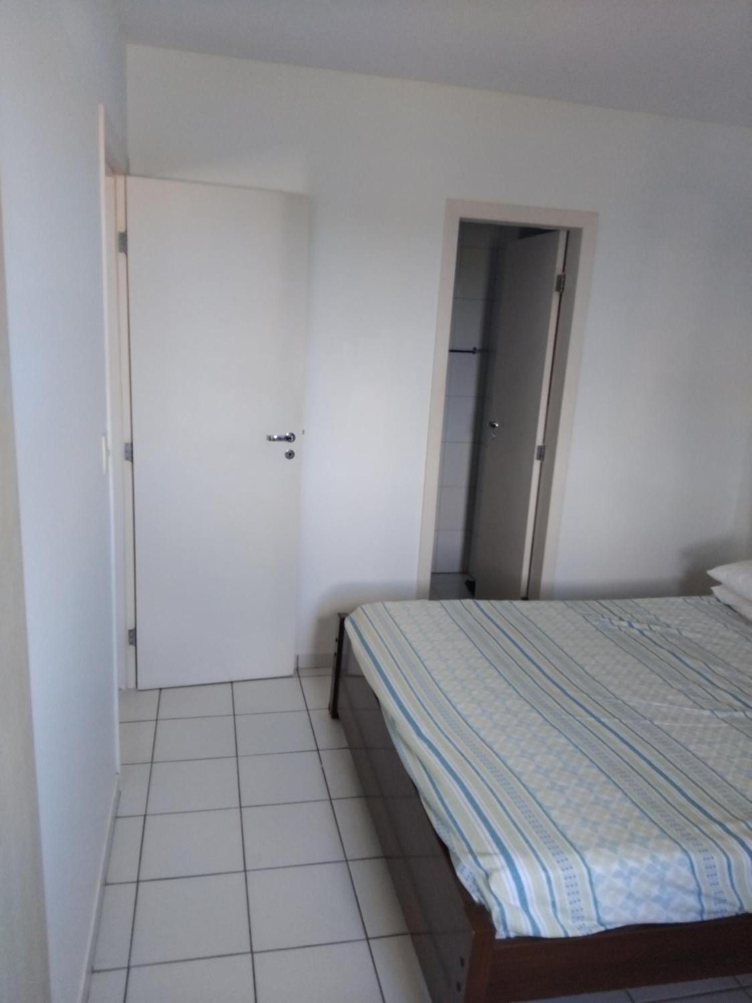 Apartamento Em Guarajuba 200M Da Praia Camacari Exterior foto